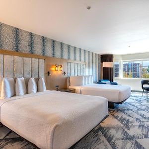 Silver Cloud Hotel - Seattle Broadway